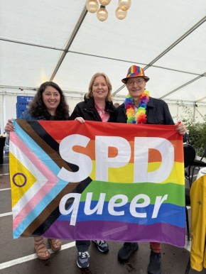 ʸ. () - Christopher Street Day  ,      : -   (  ),   -, ...