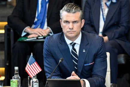        ,  Politico