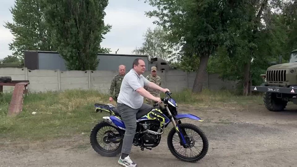 100      