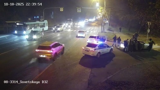 В Ленобласти полицейские расследуют угон иномарки, совершённый 14-летним школьником