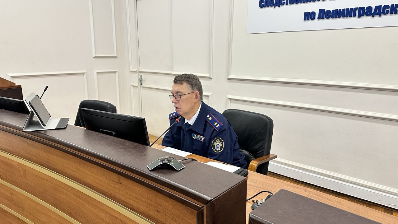 Руководитель Следственного управления СК России по Ленинградской области провел прием граждан Руководитель Следственного управления СК России по Ленинградской области провел прием граждан