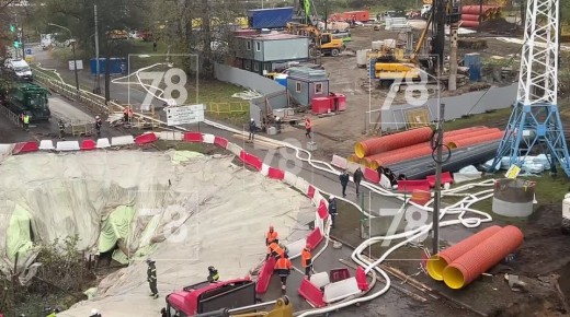 Из-за аварии на Выборгском канализационном коллекторе сточные воды попали в Муринский ручей