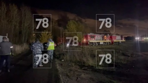 В результате поджога тепловоза на станции Ораниенбаум-1 пострадал машинист
