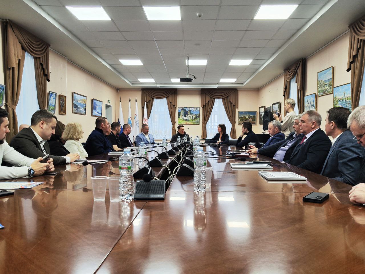 Сегодня, 28 октября 2025 года по поручению председателя Избирательной комиссии Ленинградской области Михаила Лебединского секретарь Леноблизбиркома Сергей Паршиков принял участие Сегодня, 28 октября 2025 года по поручению председателя Избирательной комиссии Ленинградской области Михаила Лебединского секретарь Леноблизбиркома Сергей Паршиков принял участие