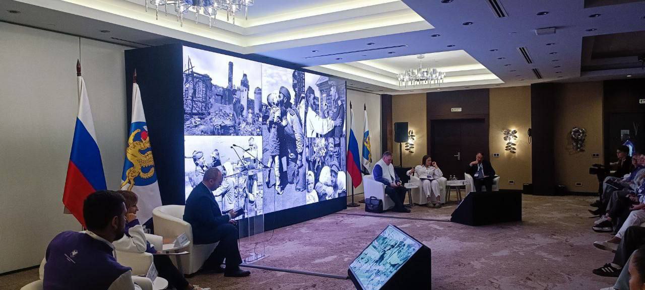 Продолжает свою работу образовательный Форум для молодежи «Выбор.ФМ.Сириус», который проходит на федеральной территории «Сириус» Продолжает свою работу образовательный Форум для молодежи «Выбор.ФМ.Сириус», который проходит на федеральной территории «Сириус»