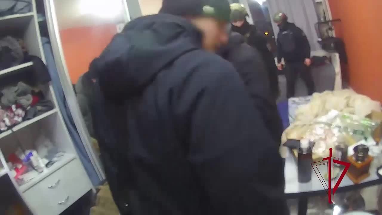 Подозреваемые в поджоге железнодорожного оборудования задержаны при силовой поддержке Росгвардии в Санкт-Петербурге