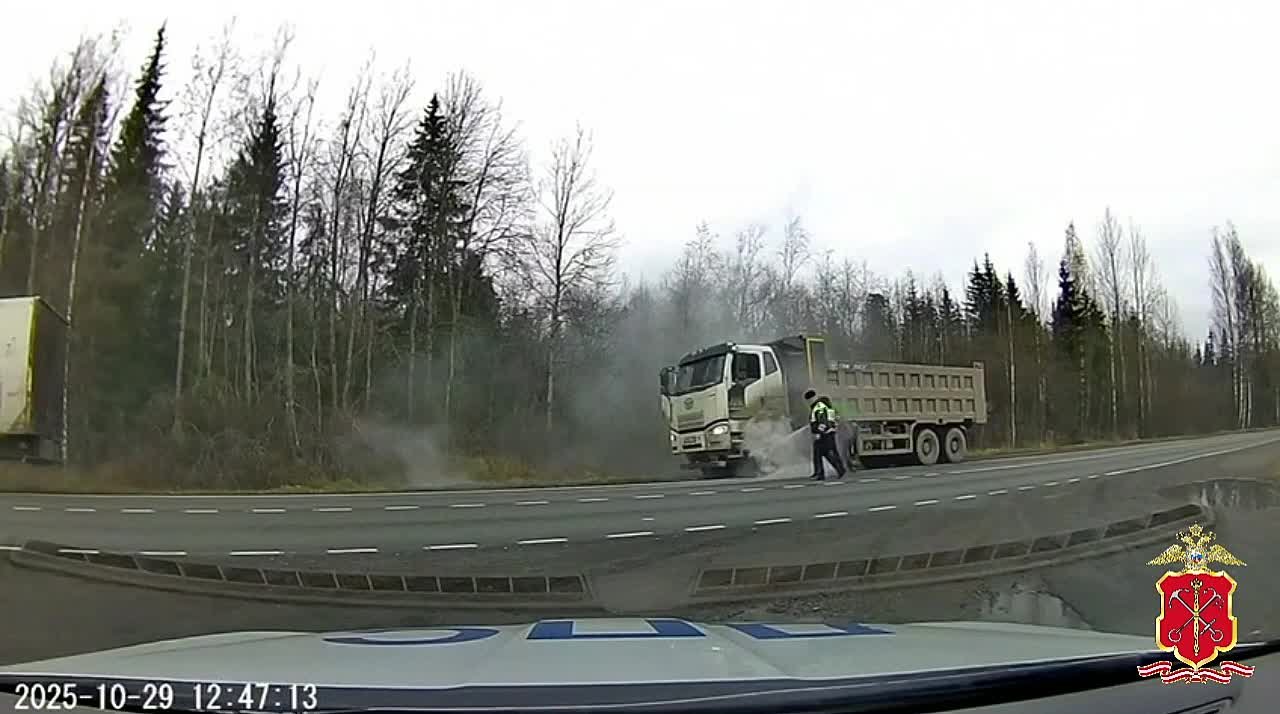 Комментарий: Старший инспектор ДПС взвода 1 ОР ДПС Госавтоинспекции Тосненского района Ленинградской области капитан полиции Кравцов Кирилл