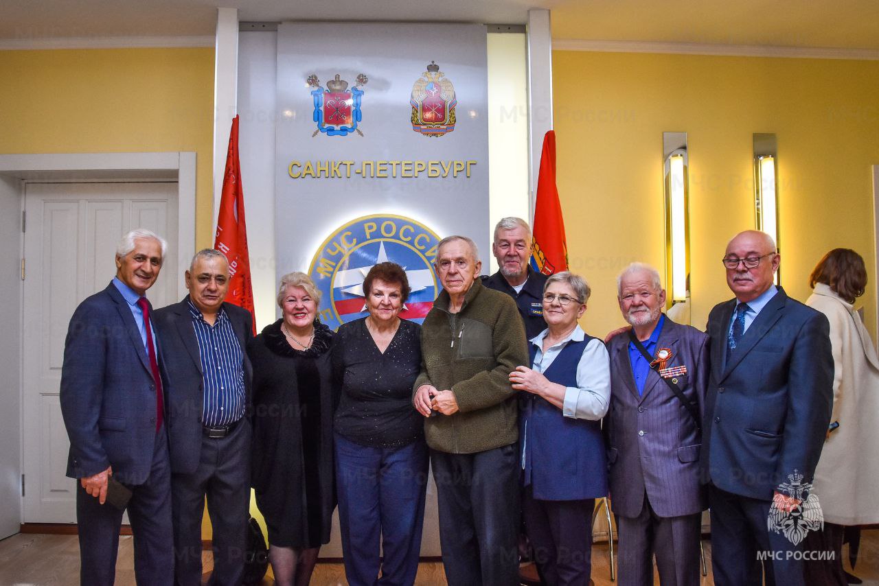 Вспомним службу и друзей. В #МЧС_Петербурга состоялась встреча представителей ветеранских сообществ главных управлений МЧС России по Санкт-Петербургу и Ленинградской области, Санкт-Петербургского университета ГПС МЧС России... Вспомним службу и друзей. В #МЧС_Петербурга состоялась встреча представителей ветеранских сообществ главных управлений МЧС России по Санкт-Петербургу и Ленинградской области, Санкт-Петербургского университета ГПС МЧС России...