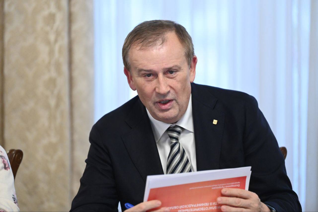 Губернатор Ленобласти Александр Дрозденко поручил комитетам администрации разработать механизм налоговых льгот для бизнеса, который ведет благотворительную деятельность
