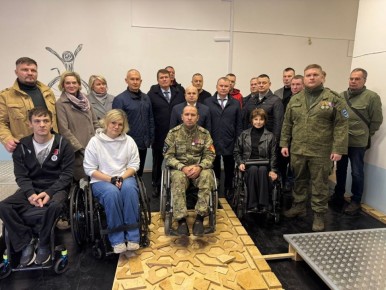 В САНКТ-ПЕТЕРБУРГЕ ОТКРЫЛСЯ ЦЕНТР ГОРОДСКОЙ МОБИЛЬНОСТИ ДЛЯ ВЕТЕРАНОВ СВО «ТЫ МОЖЕШЬ»