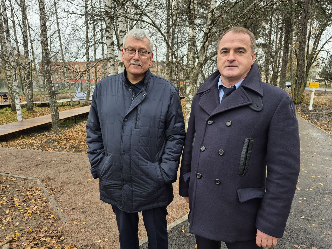 Проблемные и новые объекты в Лебяжьем проверил по поручению губернатора Александра Дрозденко его советник Сергей Годов Проблемные и новые объекты в Лебяжьем проверил по поручению губернатора Александра Дрозденко его советник Сергей Годов