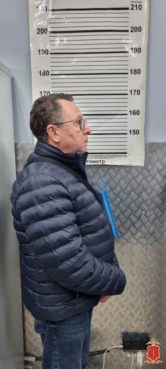 В Санкт-Петербурге полицейские задержали находившегося в международном розыске за присвоение свыше миллиона евро банкротящейся компании В Санкт-Петербурге полицейские задержали находившегося в международном розыске за присвоение свыше миллиона евро банкротящейся компании