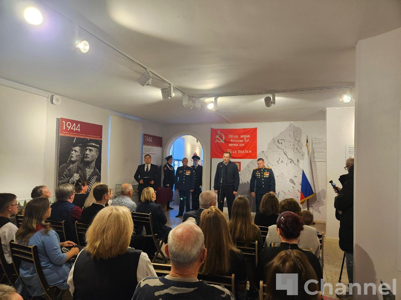 Семьям погибших участникам СВО из Ленобласти передали государственные награды