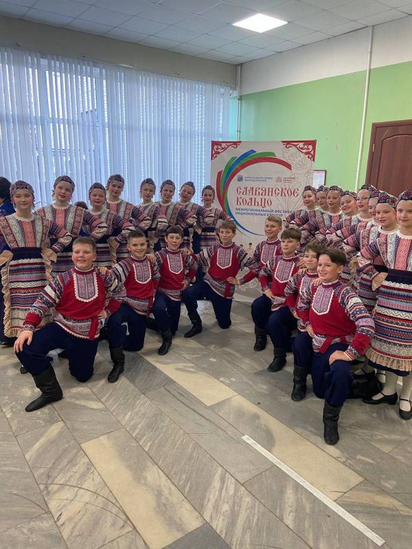 Творчество, музыка и угощения: в Волосовском районе отметили День народного единства Творчество, музыка и угощения: в Волосовском районе отметили День народного единства