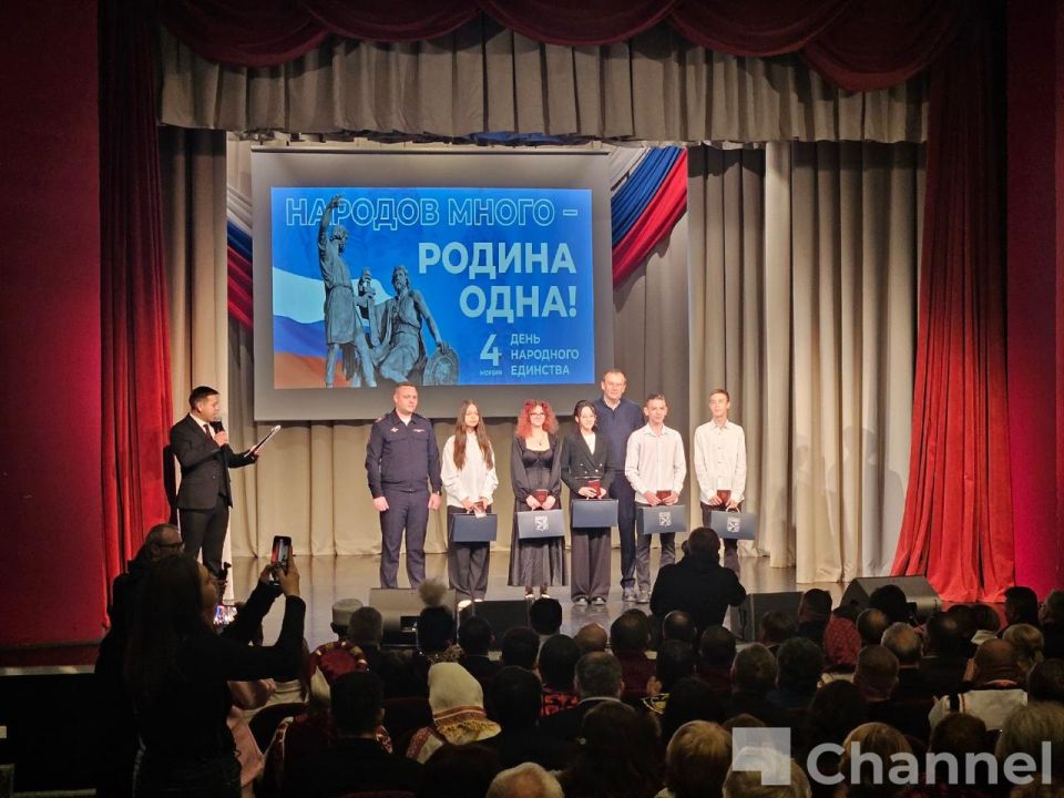 Юным жителям Выборга вручили первые паспорта Юным жителям Выборга вручили первые паспорта