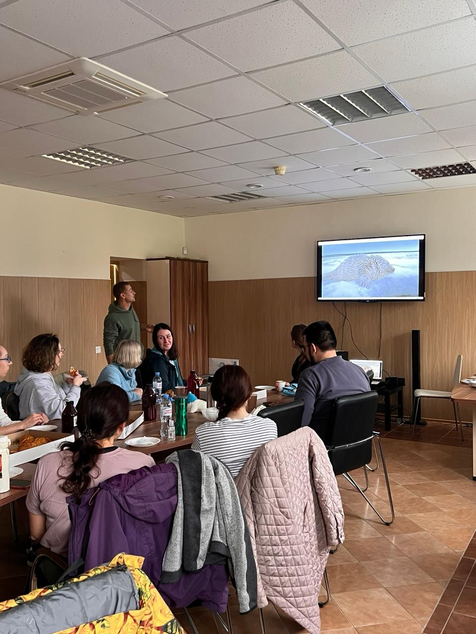 В Центре изучения и сохранения морских млекопитающих в Репино прошел субботник В Центре изучения и сохранения морских млекопитающих в Репино прошел субботник