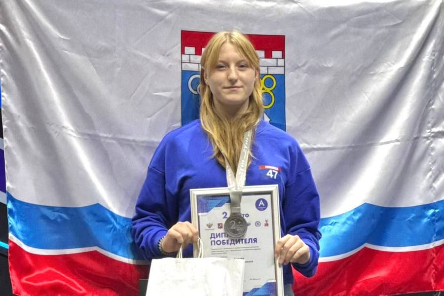      4 ,     -              ...