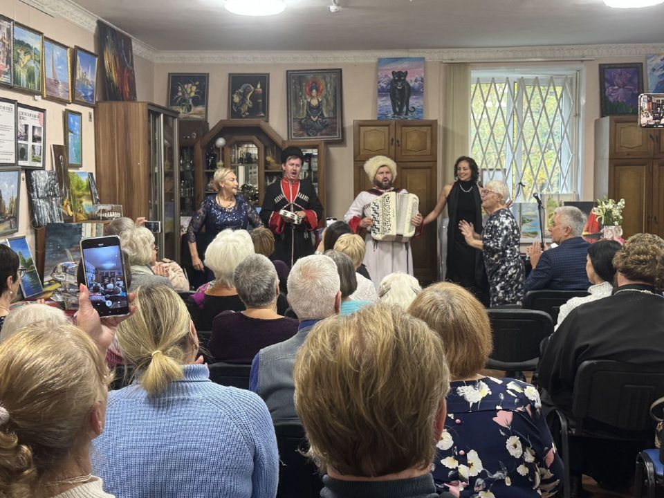 Эксклюзивное интервью военкора агентства ANNA NEWS Марии Коледа с Наталией Владимировной Ефремовой — председателем местного отделения Всероссийской Организации Слепых (ВОС) Красносельского района г. Санкт-Петербурга Эксклюзивное интервью военкора агентства ANNA NEWS Марии Коледа с Наталией Владимировной Ефремовой — председателем местного отделения Всероссийской Организации Слепых (ВОС) Красносельского района г. Санкт-Петербурга