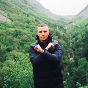 Против рэпера Георгия Гергерта, известного под псевдонимом Icegergert, столичная прокуратура возбудила дело об административном правонарушении за пропаганду движения АУЕ (признано экстремистским в России)