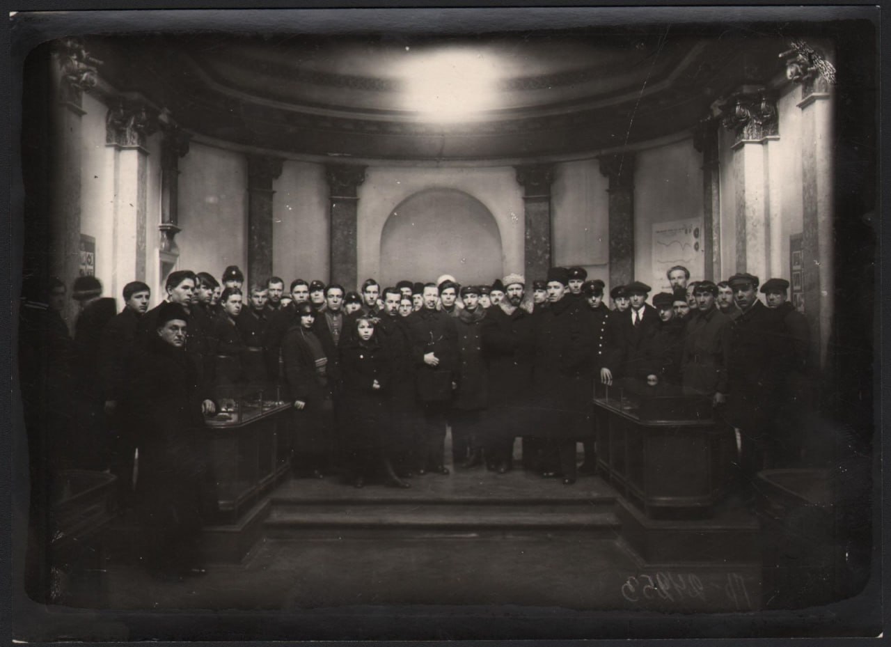 Посмотреть часть уникальных фотографий из числа представленных на экспозиции вы можете в нашей подборке! Посмотреть часть уникальных фотографий из числа представленных на экспозиции вы можете в нашей подборке!