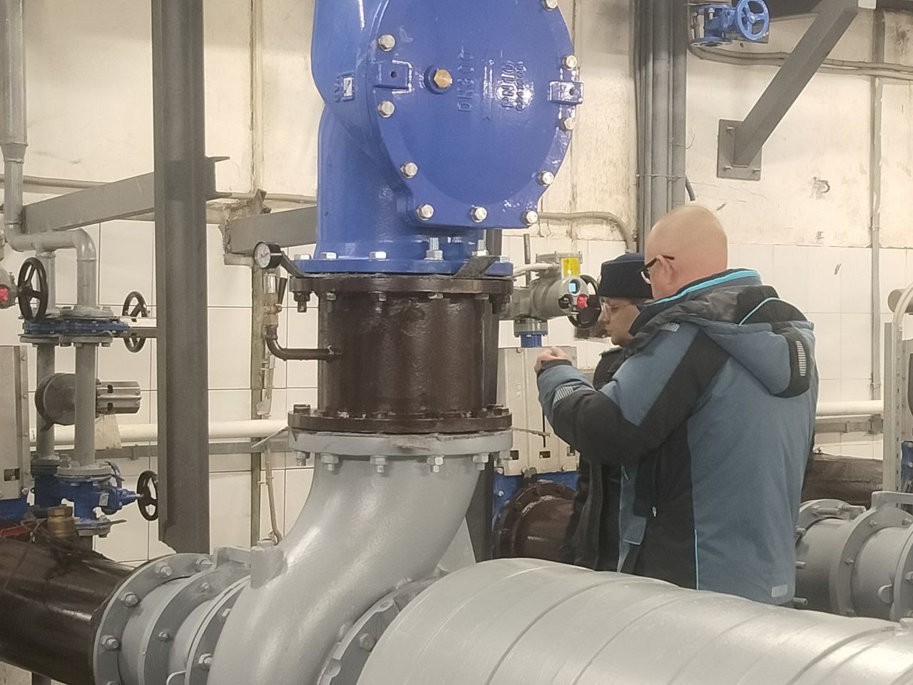 Прокурором г. Сосновый Бор Еленой Артемьевой осуществлён очередной рабочий визит в ООО "Водоканал" Прокурором г. Сосновый Бор Еленой Артемьевой осуществлён очередной рабочий визит в ООО "Водоканал"