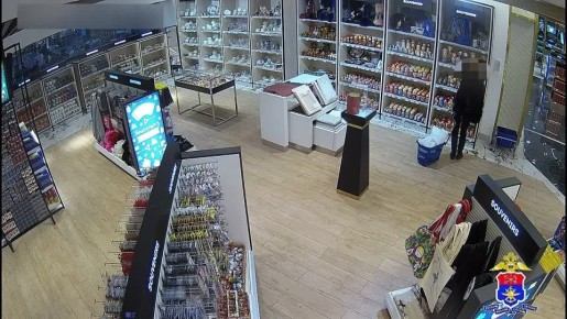 В Пулково пассажирка украла брендовую сыворотку перед вылетом в Тбилиси