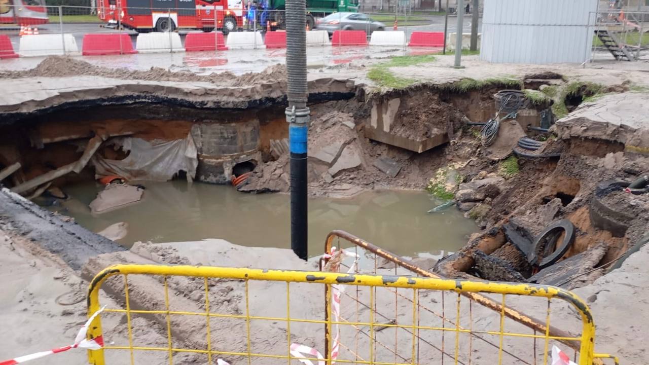 Прокуратура Выборгского района г. Санкт-Петербурга организовала проверку в связи с технологическим нарушением водопроводной сети на проспекте Энгельса Прокуратура Выборгского района г. Санкт-Петербурга организовала проверку в связи с технологическим нарушением водопроводной сети на проспекте Энгельса