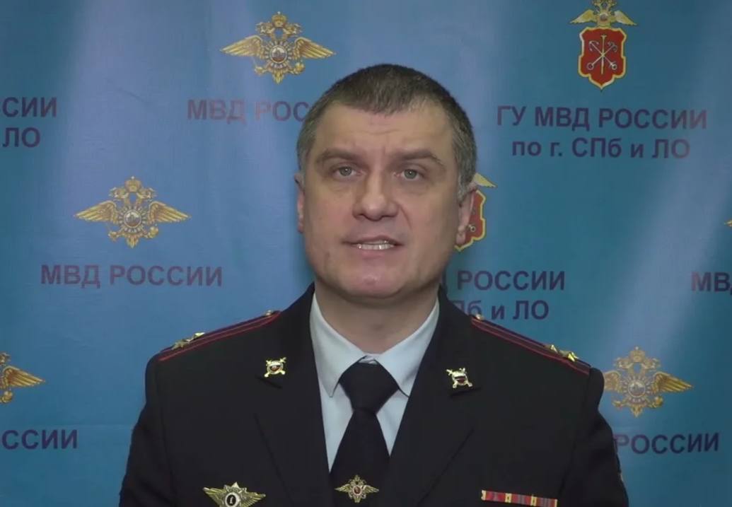 СМИ: в Петербурге за взятки задержан начальник Управления информации и общественных связей Главка МВД по городу и Ленинградской области Вячеслав Степченко