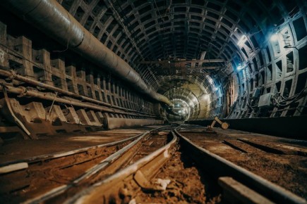 Сроки строительства и ввода новых станций метро в Петербурге перенесли на несколько лет