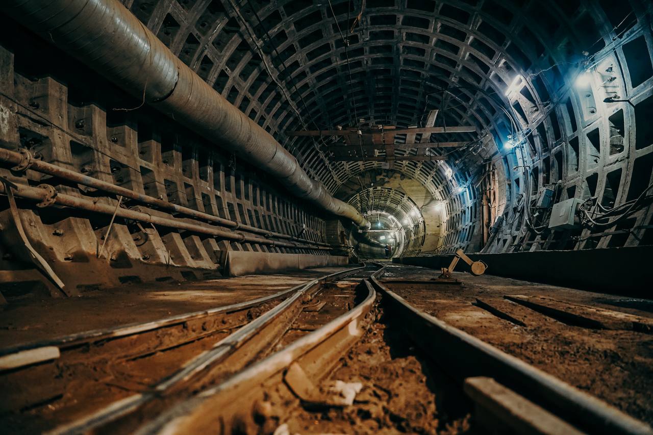 Сроки строительства и ввода новых станций метро в Петербурге перенесли на несколько лет