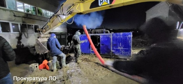 Город Волхов в Ленобласти остался без холодной воды – это около 50 тысяч человек