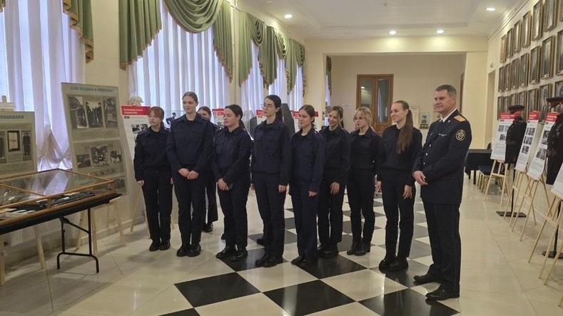 Курсанты Санкт-Петербургской академии Следственного комитета познакомились с историей ленинградской милиции в годы блокады Курсанты Санкт-Петербургской академии Следственного комитета познакомились с историей ленинградской милиции в годы блокады