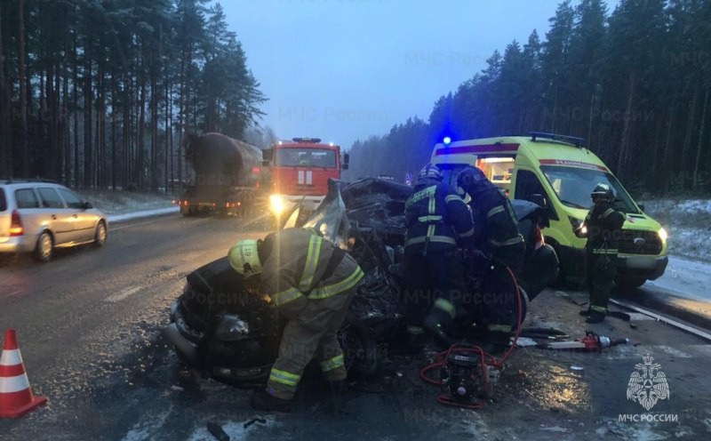 За прошедшие сутки подразделения территориального пожарно-спасательного гарнизона Ленинградской области реагировали на 13 оперативных событий: За прошедшие сутки подразделения территориального пожарно-спасательного гарнизона Ленинградской области реагировали на 13 оперативных событий: