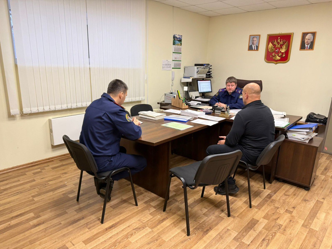 Заместитель руководителя следственного управления СК России по Ленинградской области провел выездной прием граждан в Бокситогорске и Тихвине Заместитель руководителя следственного управления СК России по Ленинградской области провел выездной прием граждан в Бокситогорске и Тихвине