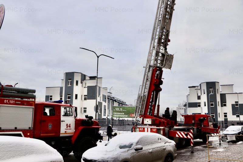 Фото с учений. МЧС Ленинградской области Подписывайся на МЧС России в MAX | ВК Фото с учений. МЧС Ленинградской области Подписывайся на МЧС России в MAX | ВК