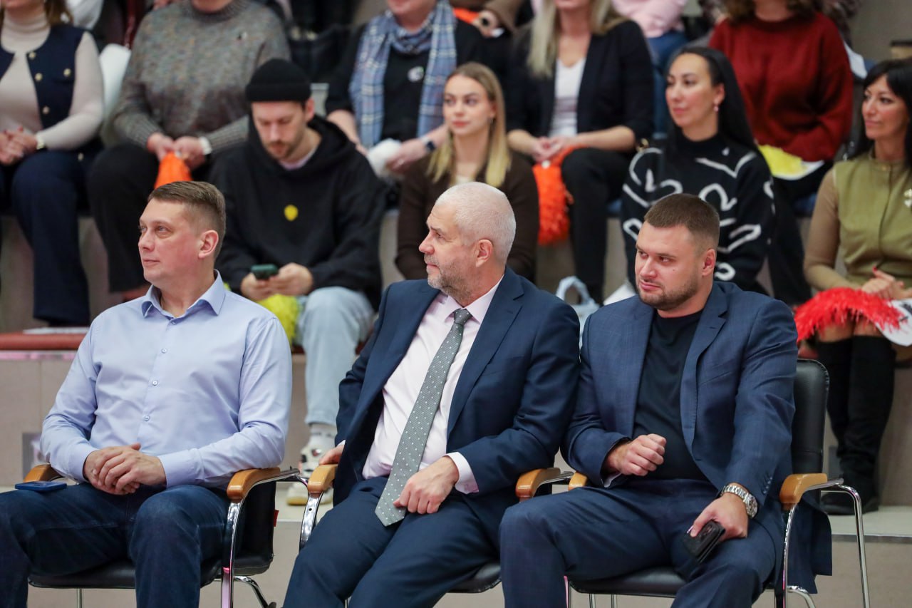 В Санкт Петербурге прошел четвертый сезон избирательного КВН В Санкт Петербурге прошел четвертый сезон избирательного КВН