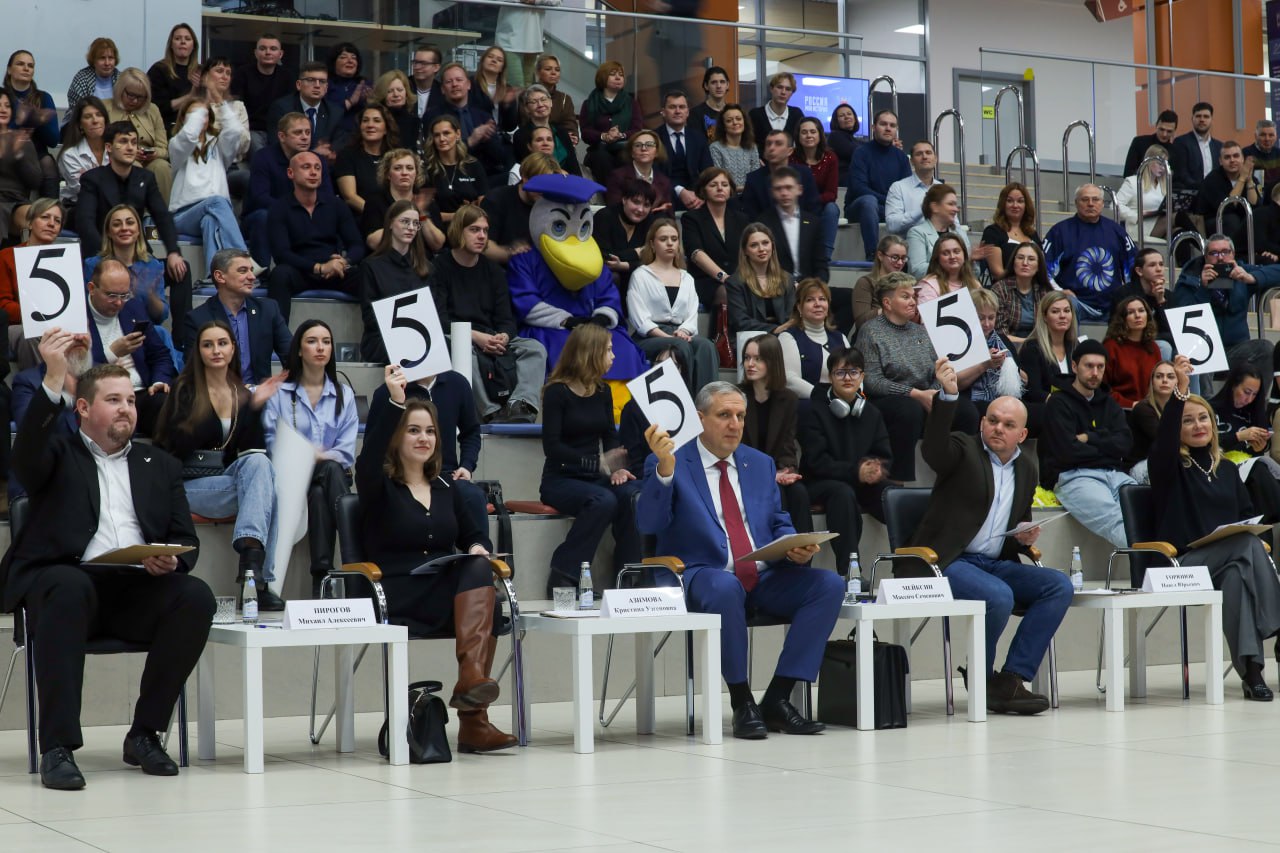 В Санкт Петербурге прошел четвертый сезон избирательного КВН В Санкт Петербурге прошел четвертый сезон избирательного КВН