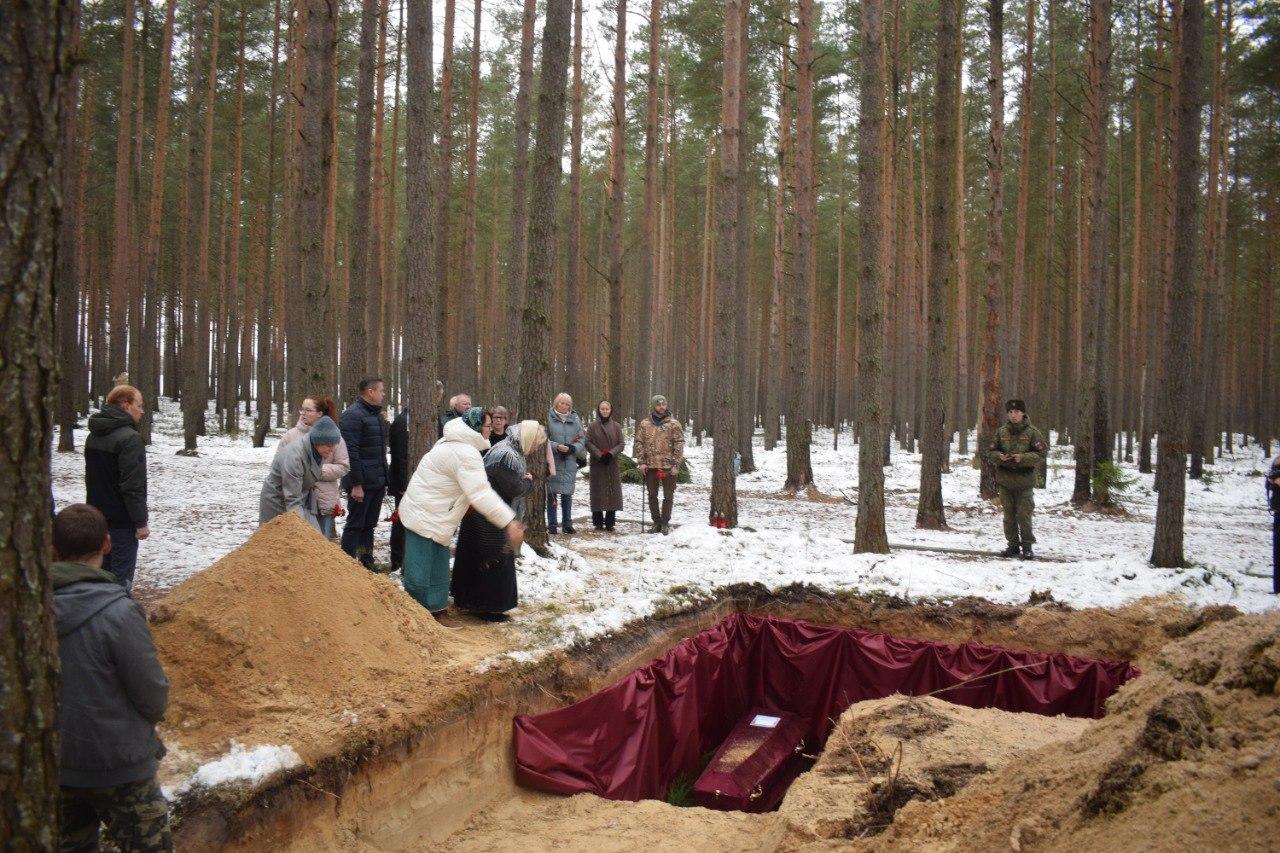 Останки 90 бойцов Красной Армии предали земле в Кировском районе Останки 90 бойцов Красной Армии предали земле в Кировском районе