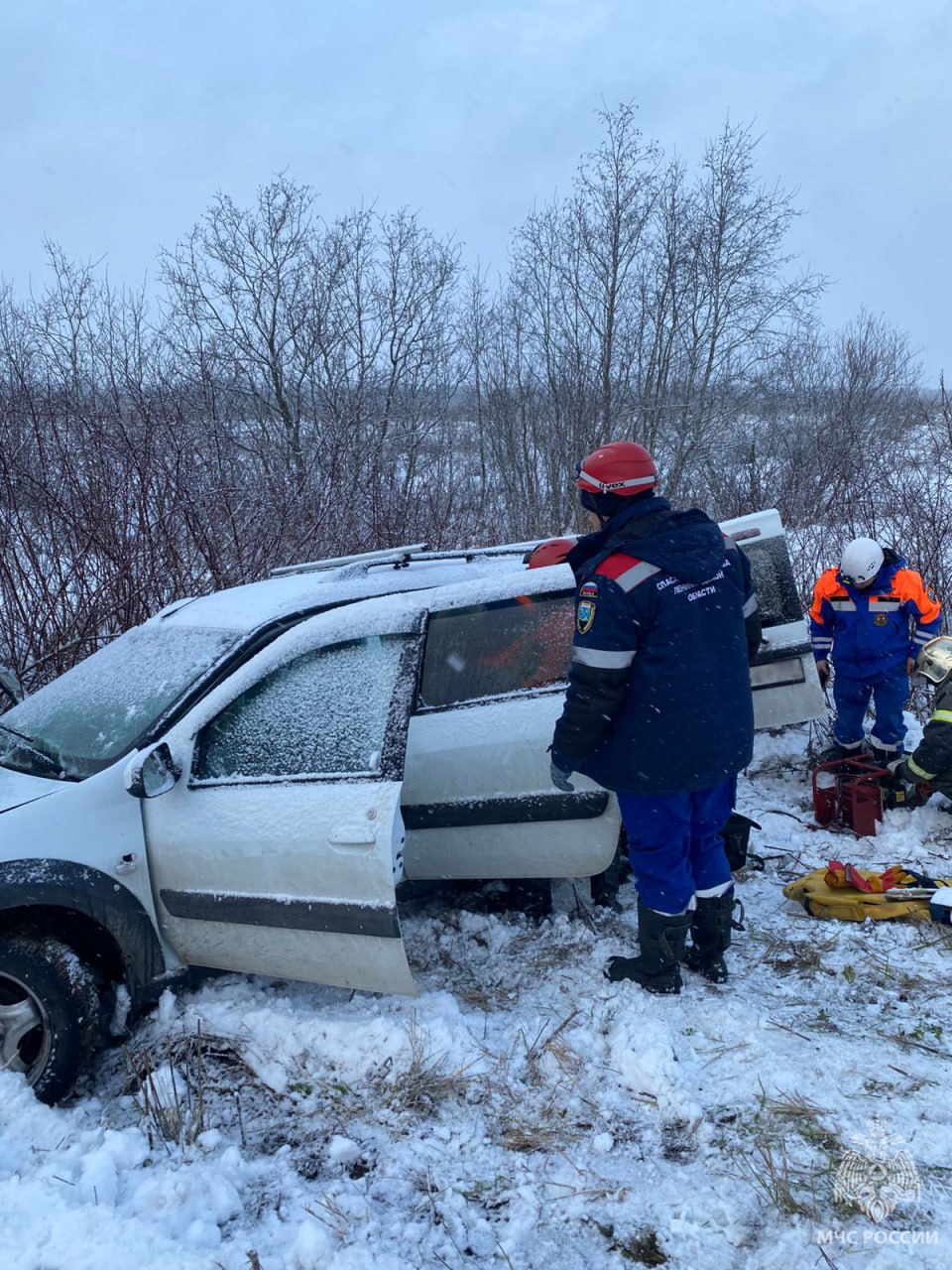 В Кировском районе ликвидированы последствия ДТП с пострадавшими В Кировском районе ликвидированы последствия ДТП с пострадавшими