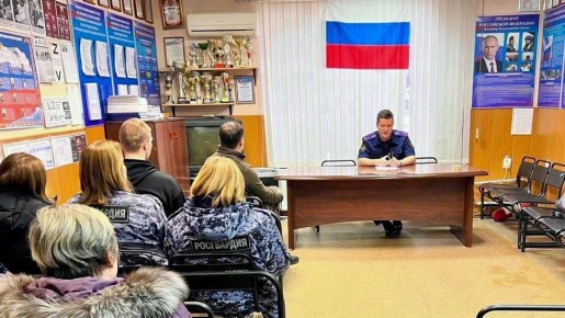 Следователь территориального следственного отдела провел совещание по противодействию коррупции с сотрудниками вневедомственной охраны