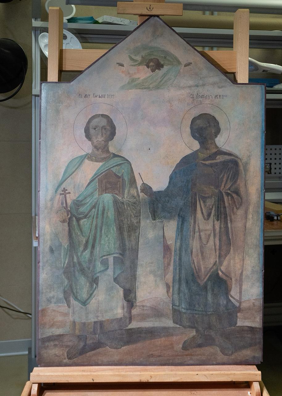 В Международном центре реставрации обновляют икону XIX века «Косьма и Дамиан» В Международном центре реставрации обновляют икону XIX века «Косьма и Дамиан»