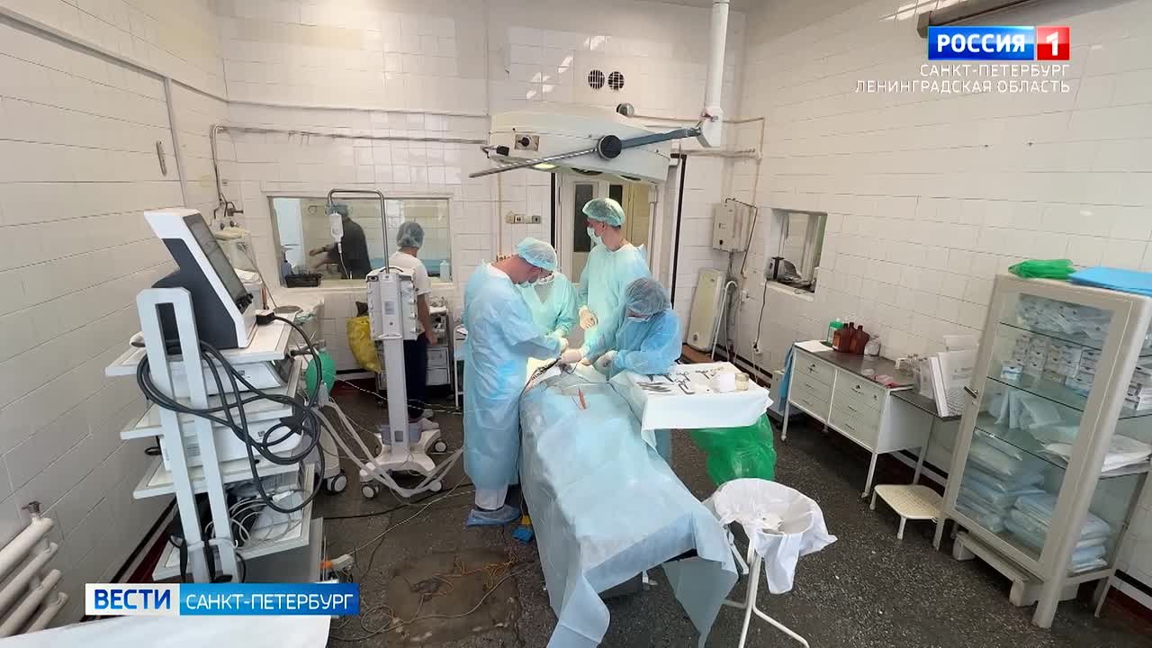 В Гатчинской больнице начали оперировать сложных больных, находящихся на диализе