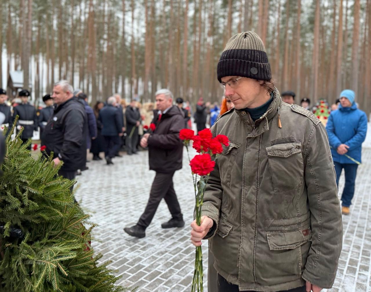 В Кировском районе восстановили воинское захоронение времен Великой Отечественной В Кировском районе восстановили воинское захоронение времен Великой Отечественной