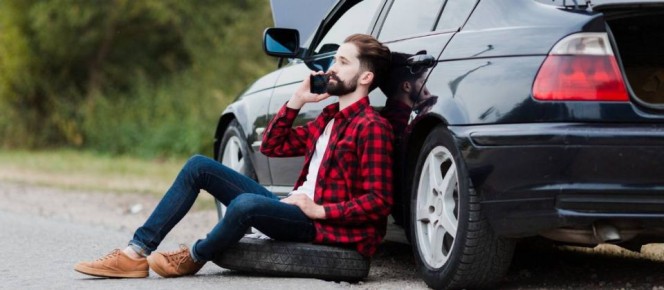 МОШЕННИКИ ПОДДЕЛЫВАЮТ ФОТО ДТП С ПОМОЩЬЮ ИИ