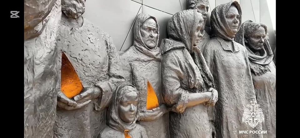 Глава МЧС России начал работу в Ленинградской области