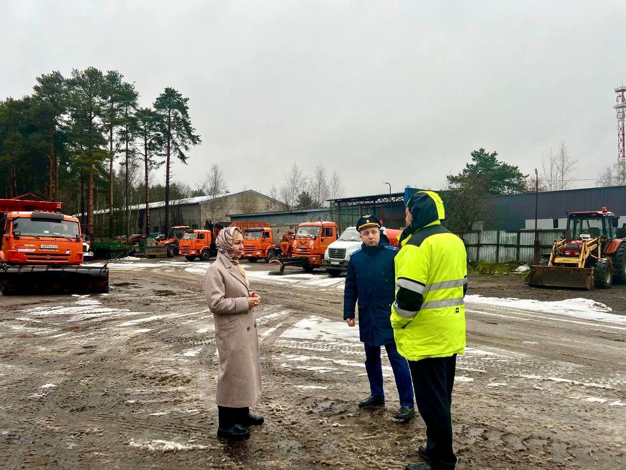 Приозерская городская прокуратура оценила работу дорожных служб зимой Приозерская городская прокуратура оценила работу дорожных служб зимой