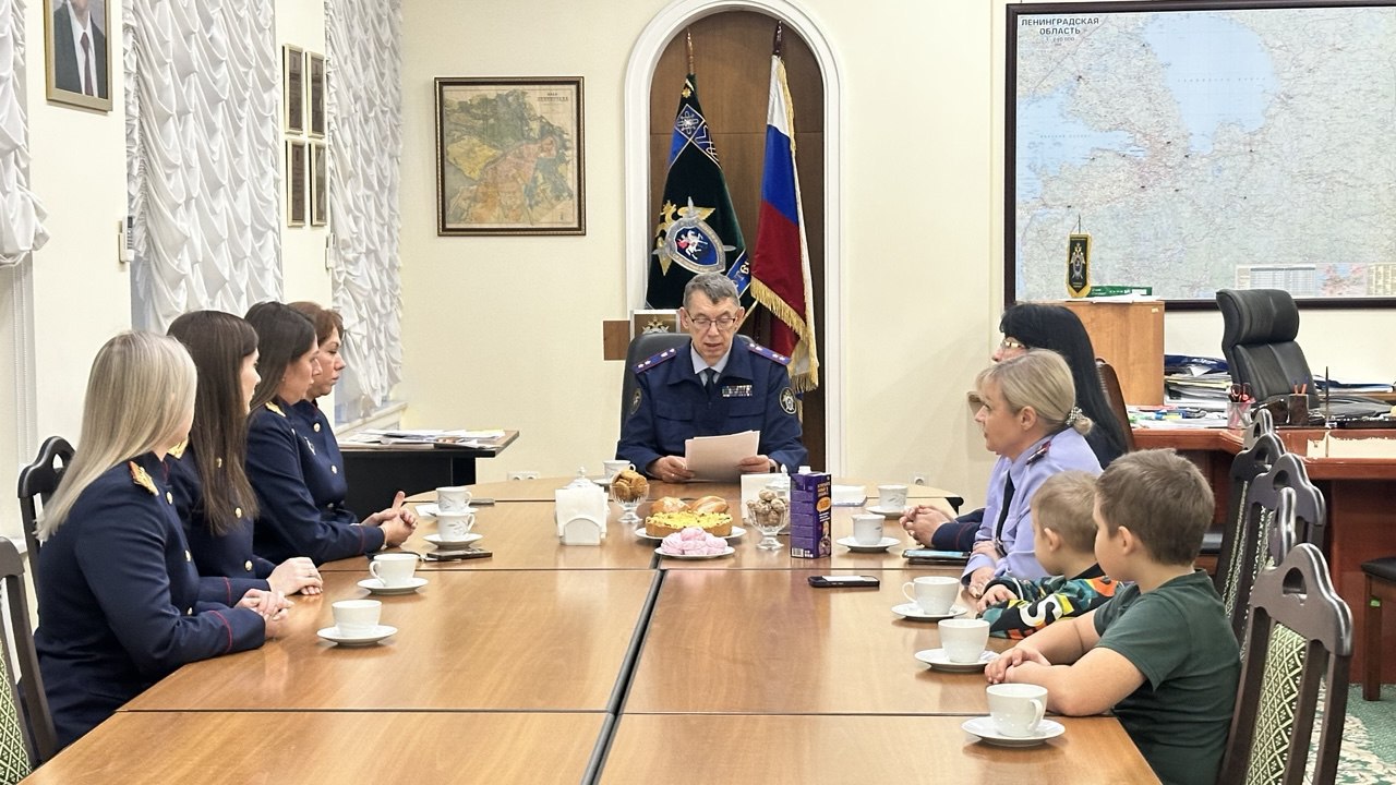 В следственном управлении СУ СК России по Ленинградской области состоялось заседание Женского совета В следственном управлении СУ СК России по Ленинградской области состоялось заседание Женского совета