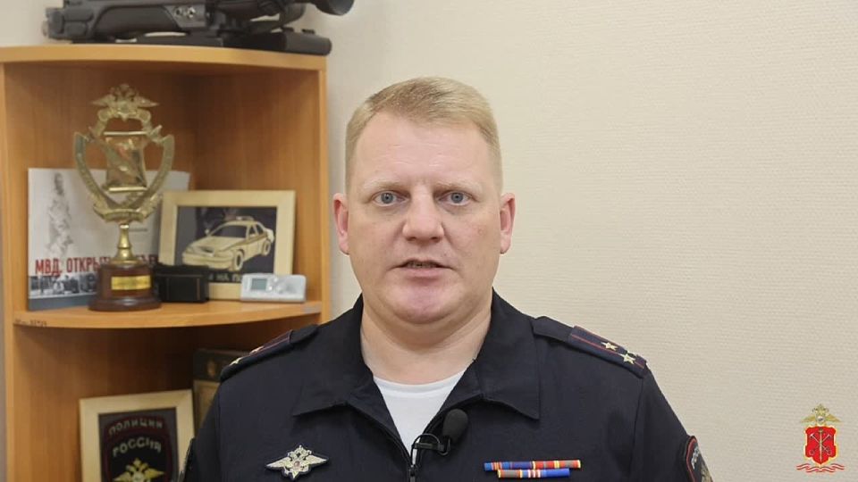 Комментарий: Врио начальника УИиОС ГУ МВД России по Санкт-Петербургу и Ленинградской области полковник внутренней службы Дмитрий Стокрацкий