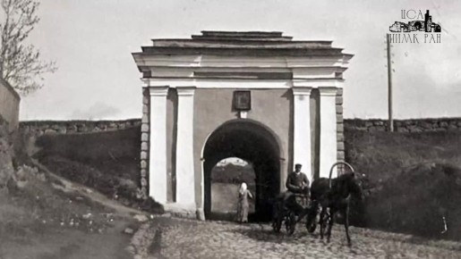 При реставрации Фридрихсгамских ворот в Выборге нашли кирпичи разрушенного собора XIV века