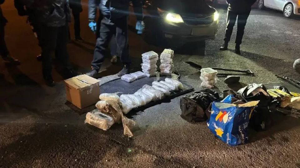 В Чувашии с участием спецназа Росгвардии задержаны подозреваемые в покушении на сбыт крупной партии наркотических средств